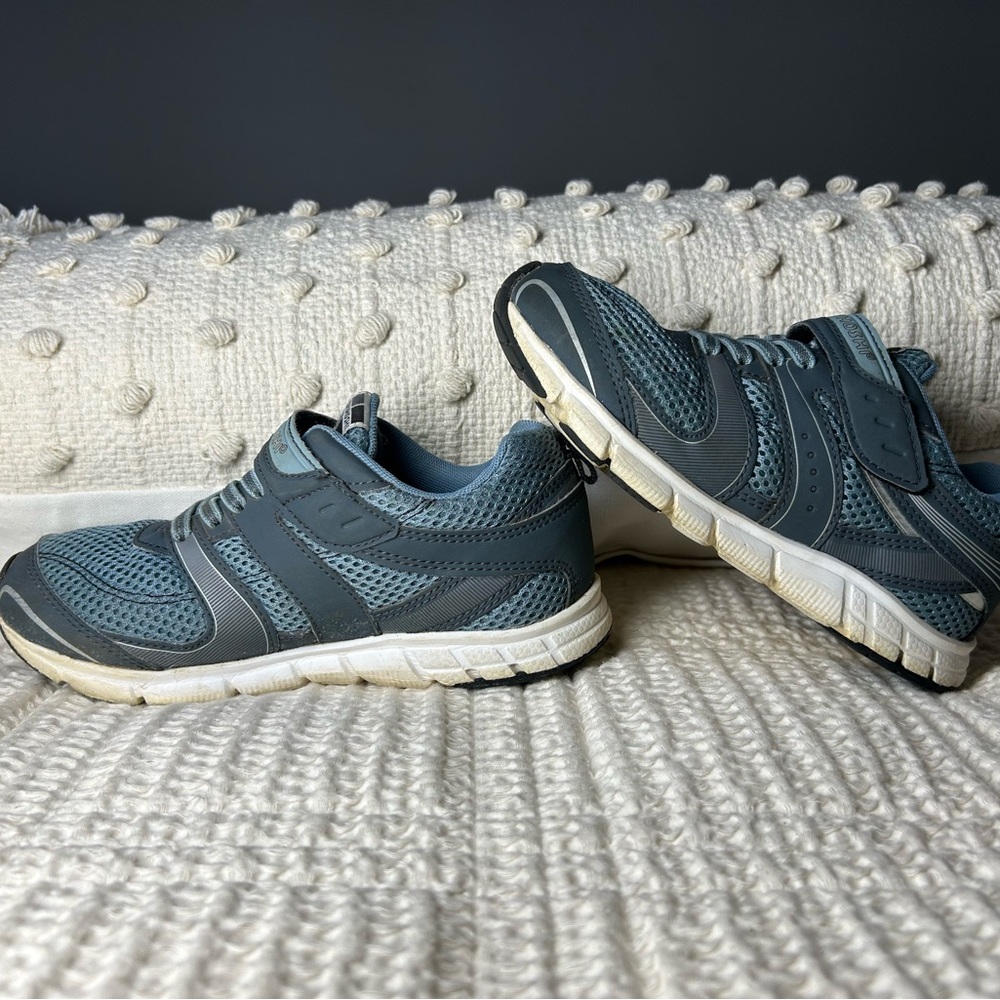 Kids Tsukihoshi Brand Athletic Shoes